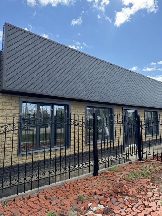 Жестяные работы.Жестяные откосы.Водоотливы.уголки,ендова,ветровые.