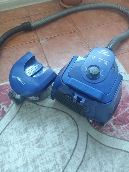 Прахосмукачка SAMSUNG