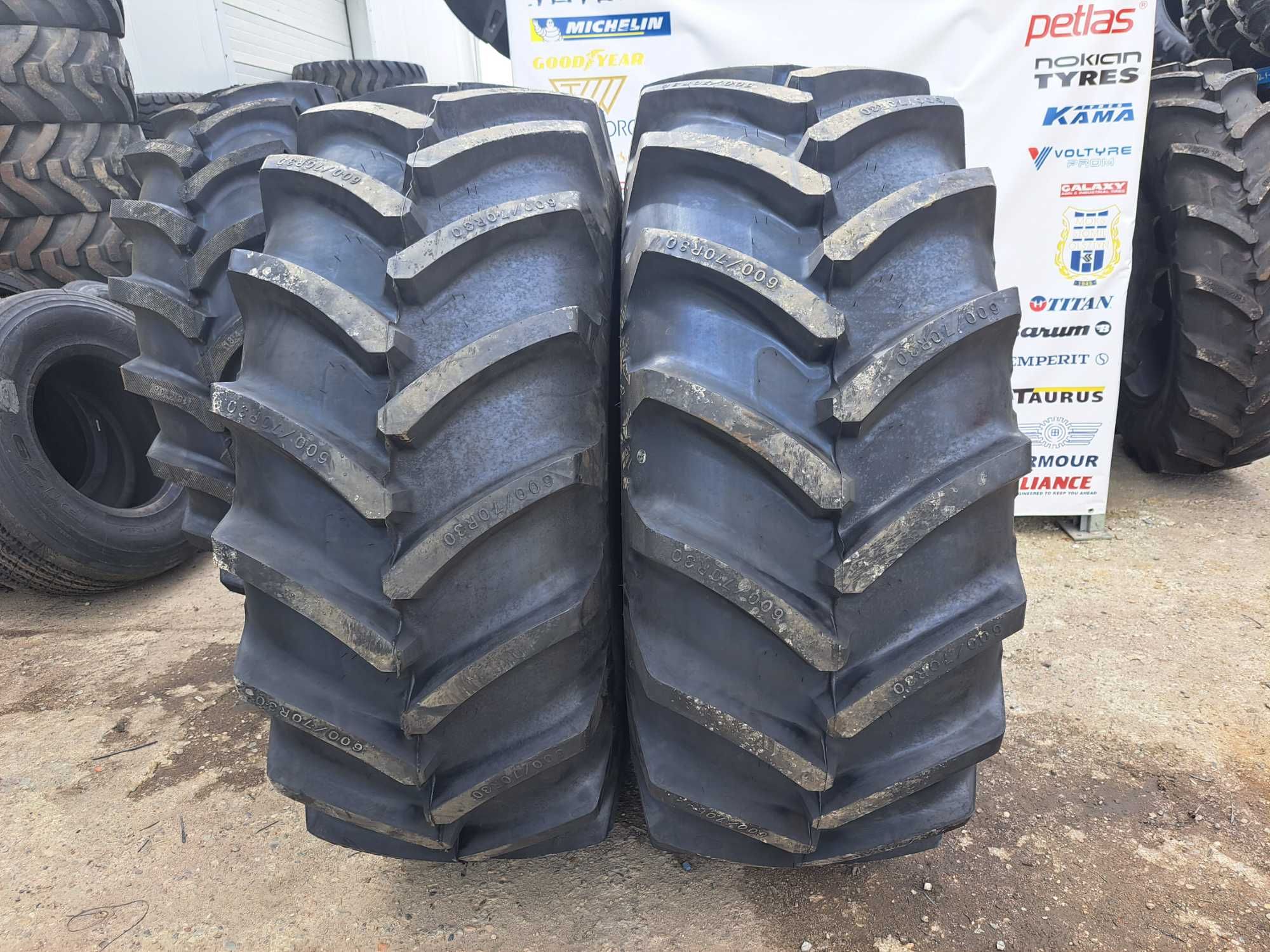 Anvelope radiale 600/70R30 ARMOUR cauciucuri noi TRACTOR