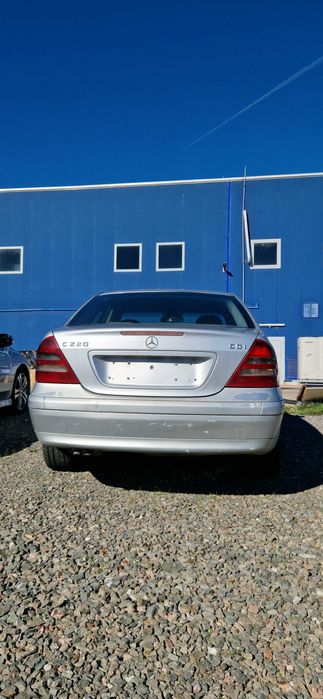 Mercedes C220 CDI W203 НА ЧАСТИ