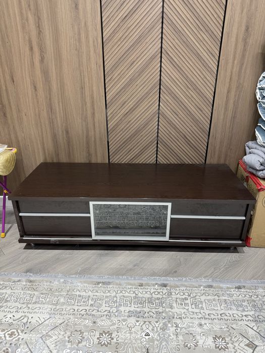 тумбочка под телевизор