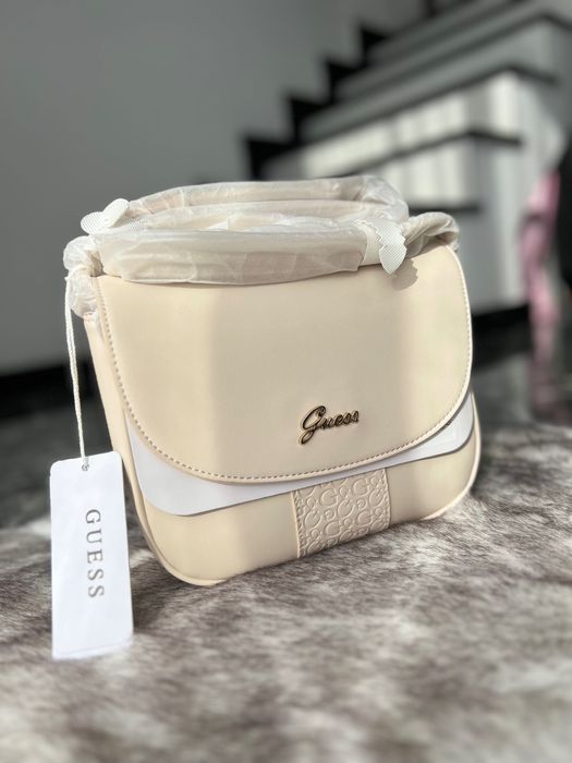 Geanta GUESS, nouă cu etichetă