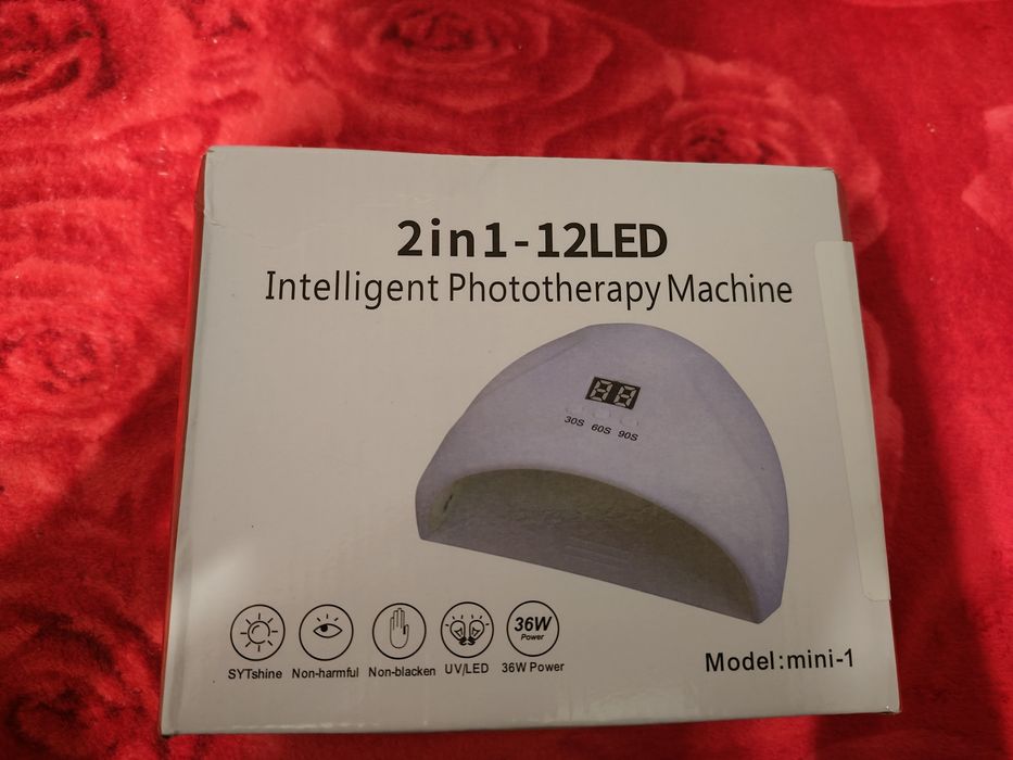 Lampa pentru unghii