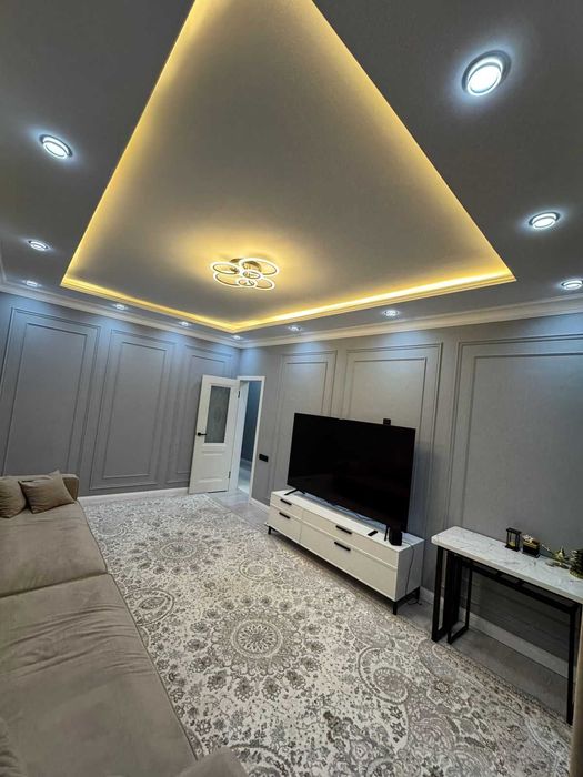 Продам 3х комнатную квартиру Эмиль Империя