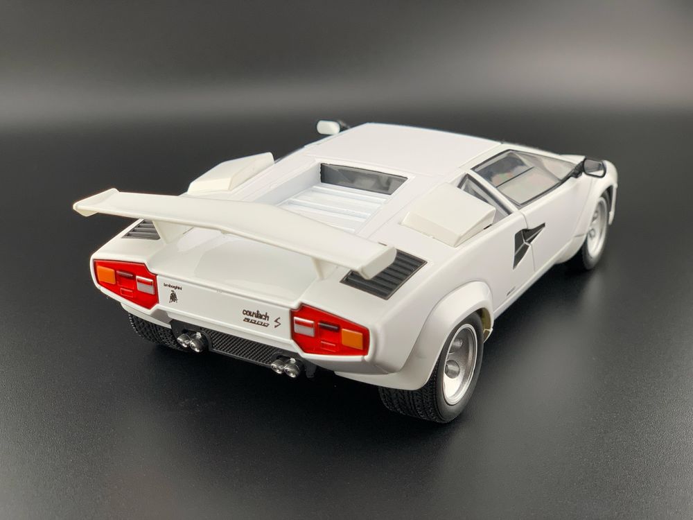 Macheta auto Lamborghini Countach LP5000S, Welly , 1/24