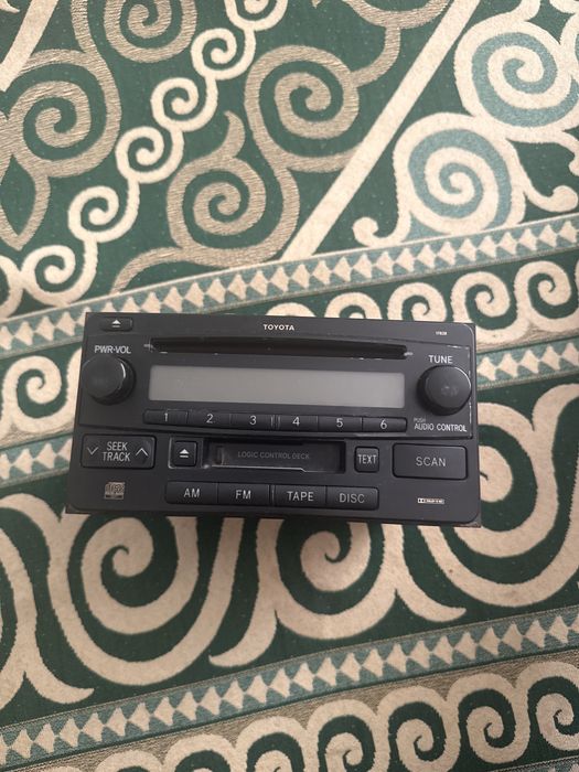 Штатный магнитафон камри 30-35 европеец