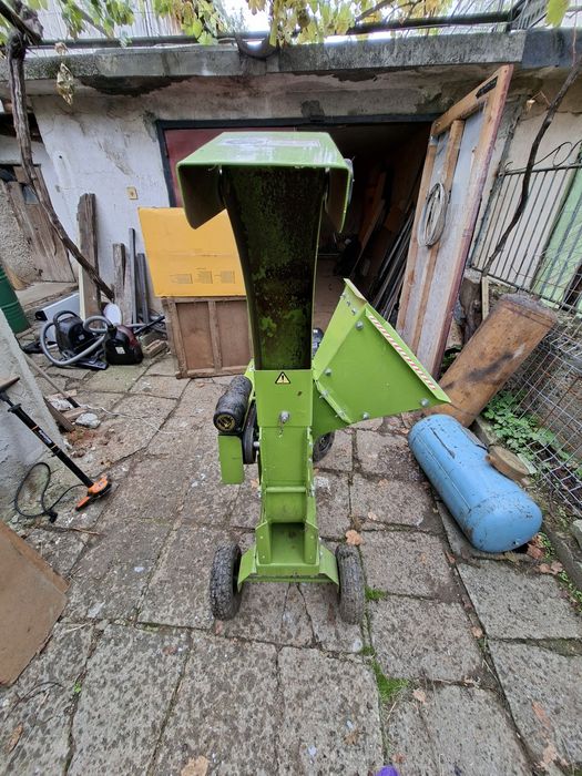 Дробилка за клони