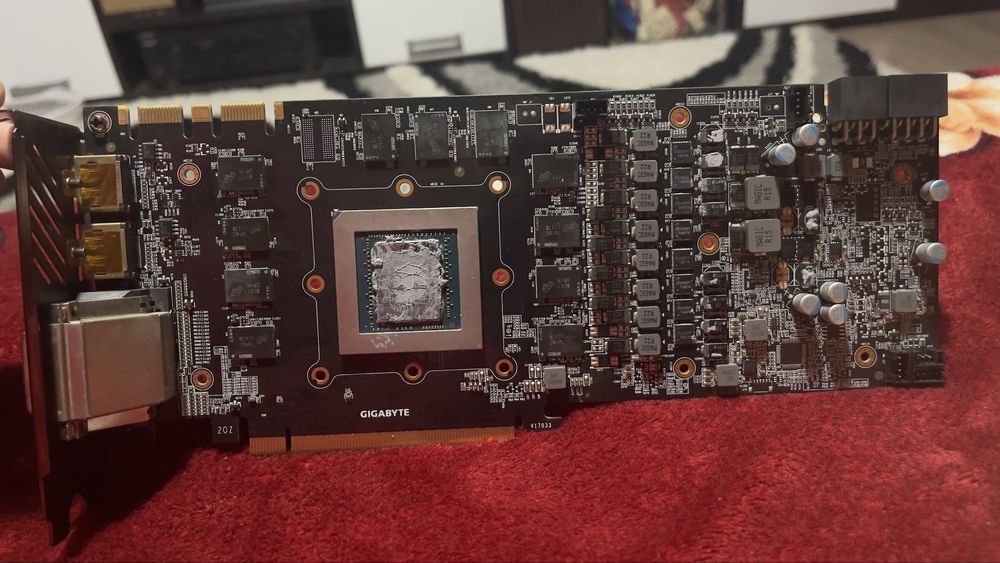 Vand gtx 1080ti pentru piese