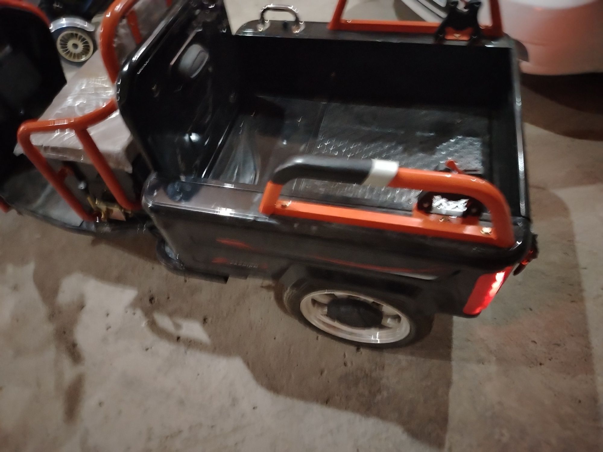Cavalo elektron skuter trisikl