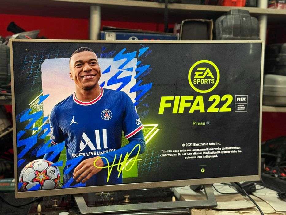 Playstation 4- 500GB с един контролер