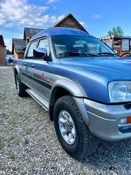 Mitsubishi l200 disponibil