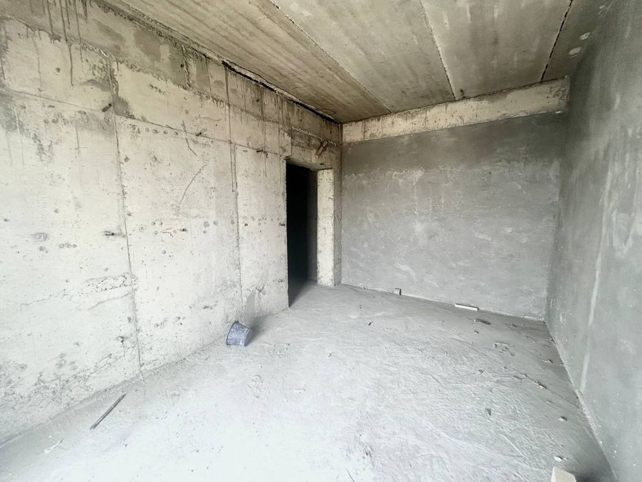 Продаётся 2 комн. квартира