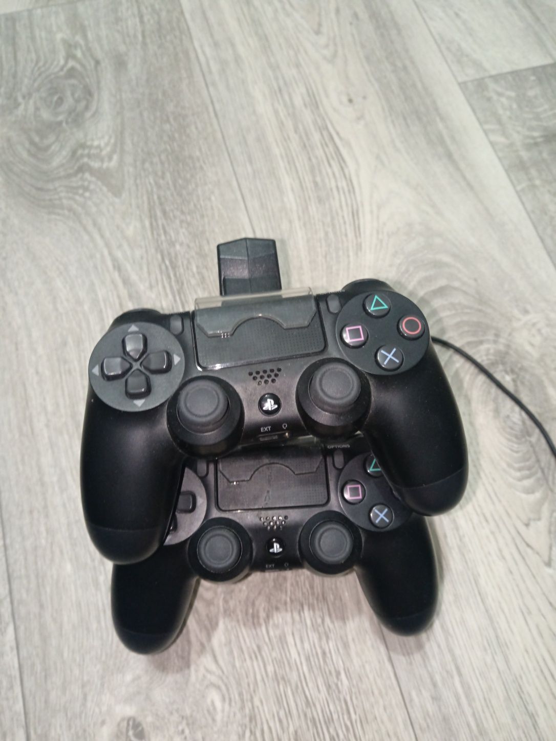 Playstation 4 slim 1tb