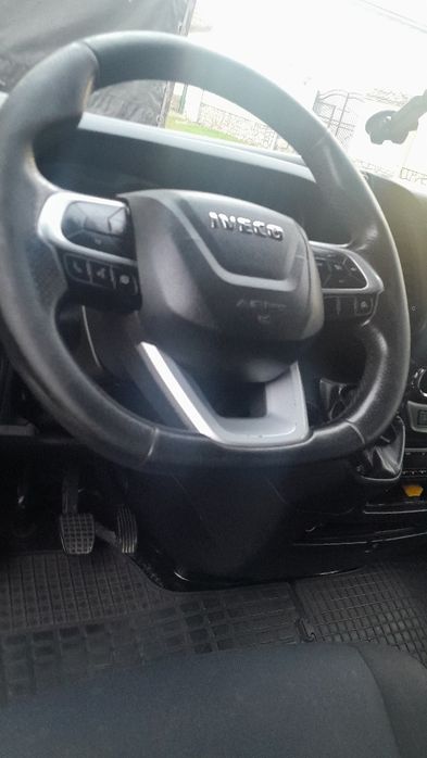 Iveco daily 2021 km verificabily se poate pune și lift hidraulic