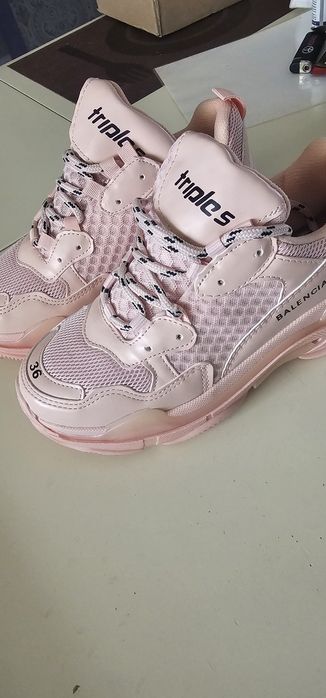 Нови Маратонки  намалени ,последни