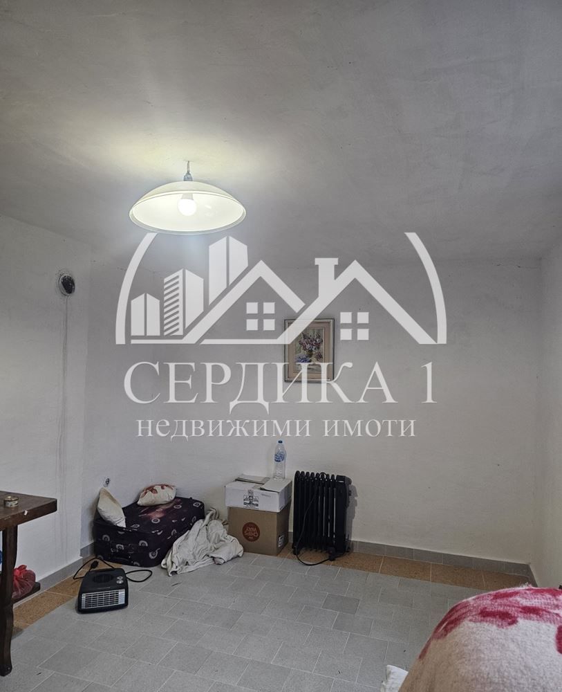 Къща в София, област-с.Елешница