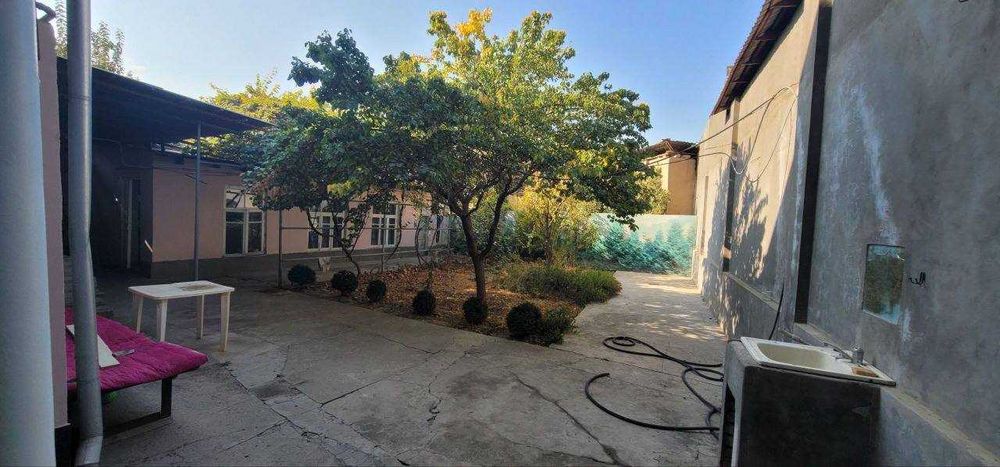 Продается Участка Алмазар Тахтапул, 4,6 сотих 7-хона, 2-этаж.