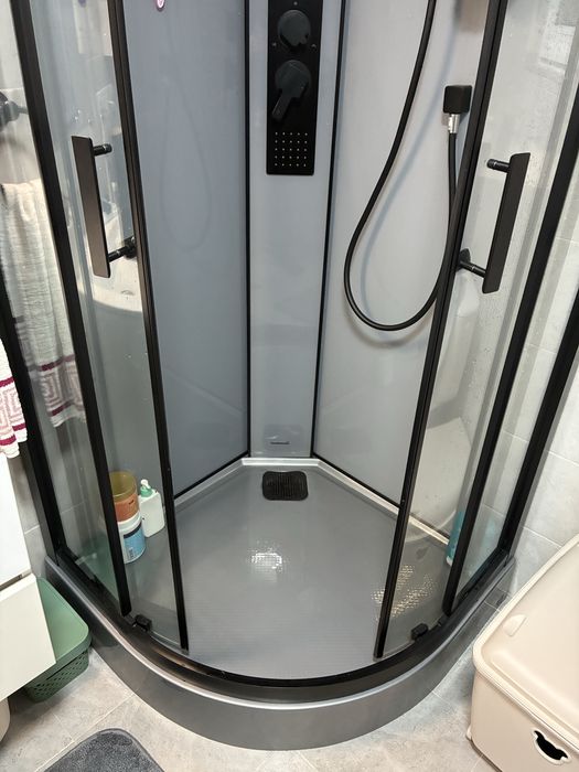 Cabina dus in perfecta stare