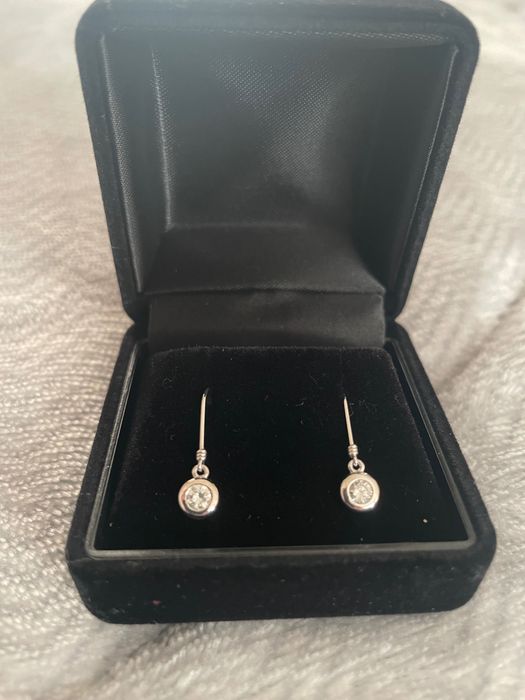 Cercei din platina cu diamante