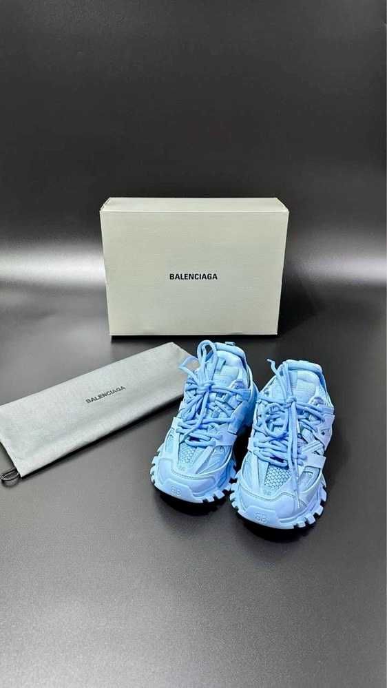 Balenciaga Track