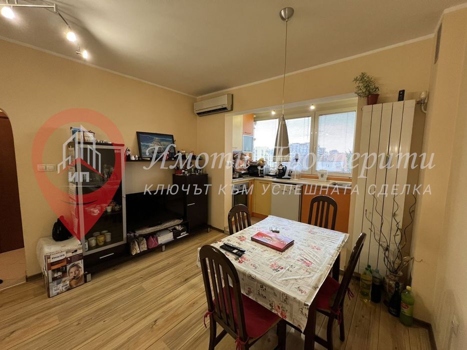 Продава се Тристаен апартамент в София, Люлин 8 - 76 кв.м за 2172 €/кв.м - Снимка #2