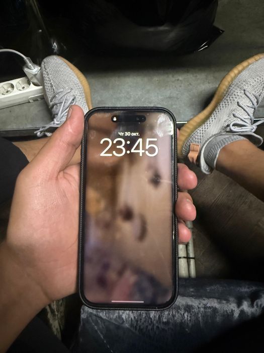 Iphone 16pro с гарантией