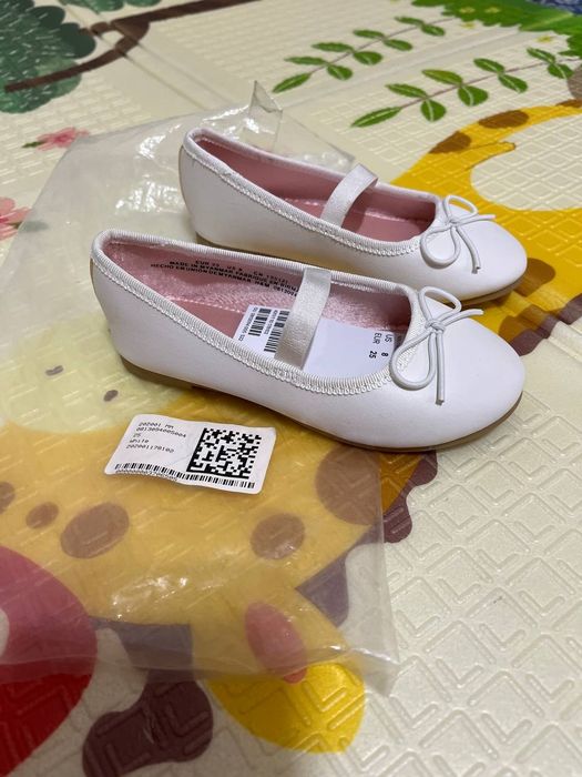 Туфельки балетки новые на девочку