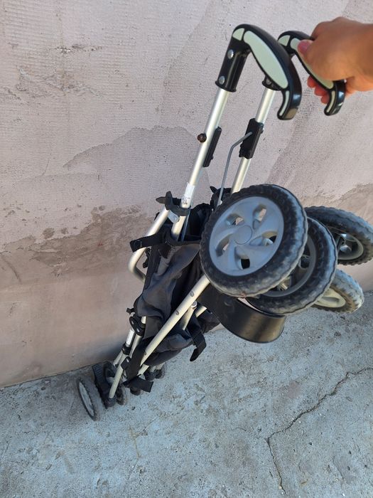 Cărucior chicco sport