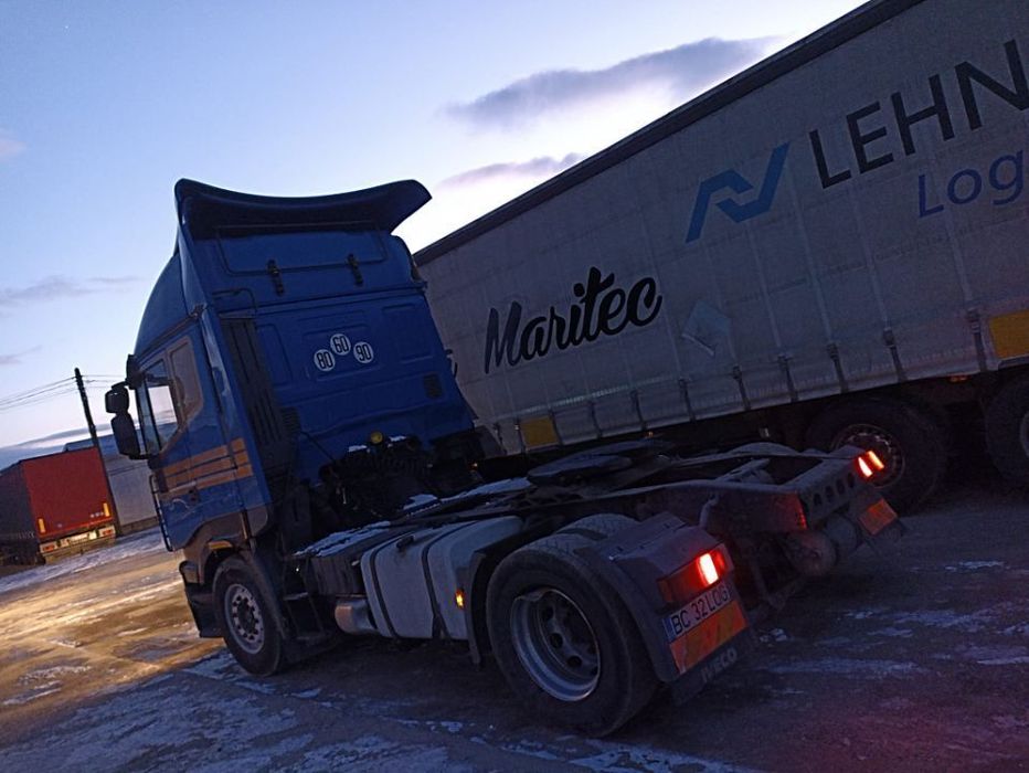 Dezmembrez Iveco Stralis 450 euro 5 2008 motor 10.3 F3AE3681A 450cp dezmembrari piese cursor 10