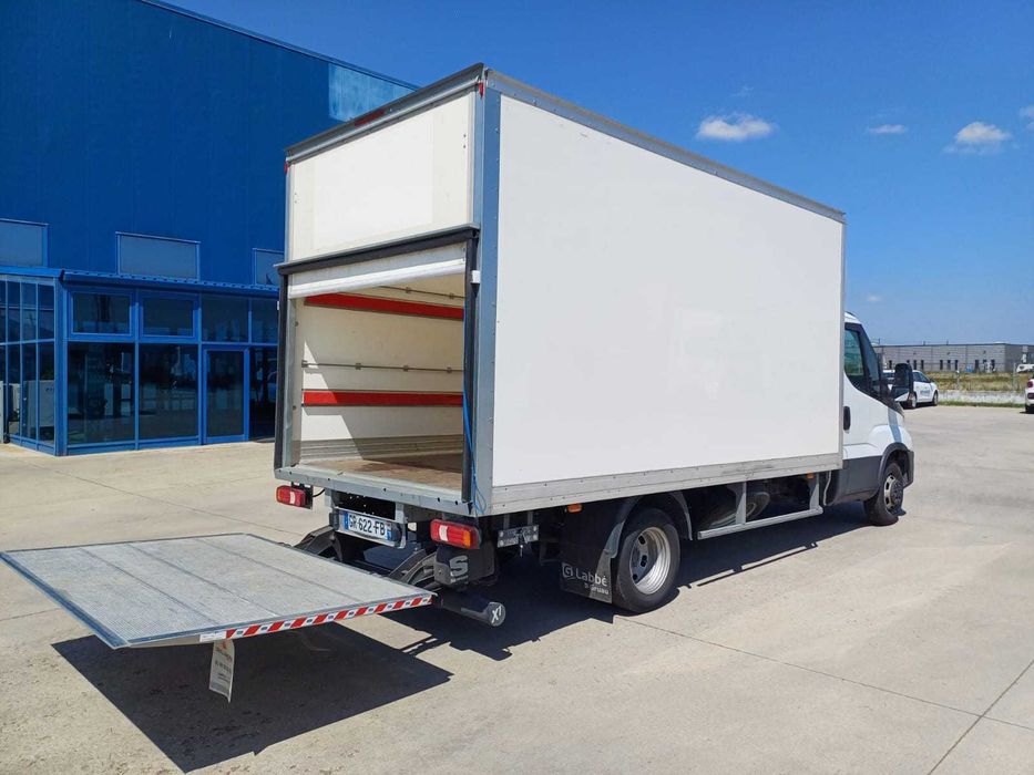 Rata 520 euro/Box+lift motor 3L/34000 km-garantieIVECO 1 -3 ani