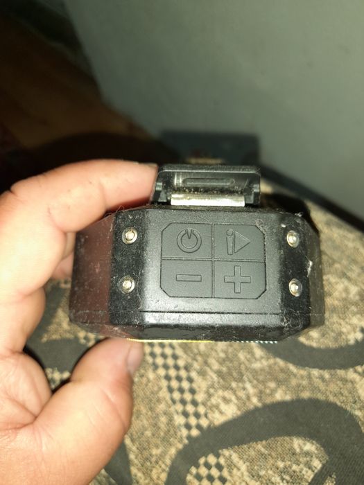 Vand boxa bombot