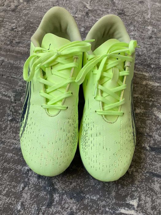 Бутони Nike електрикови