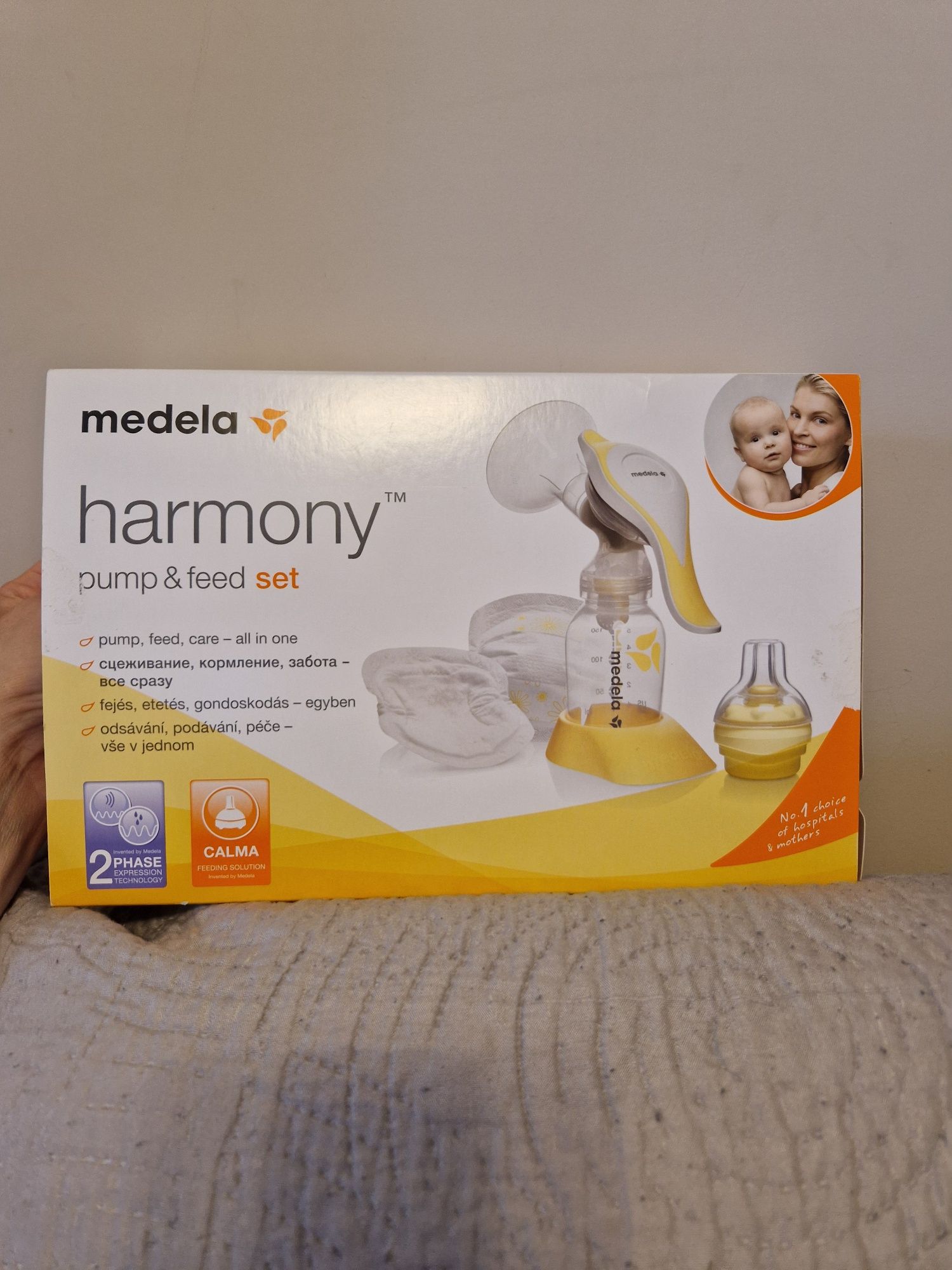 Двуфазна ръчна помпа за кърма Medela