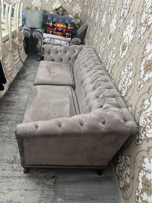 Диван в хорошем состояние