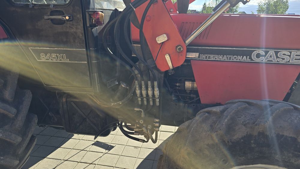 Tractor 4x4 Case 845 XL incarcator frontal international. fiat