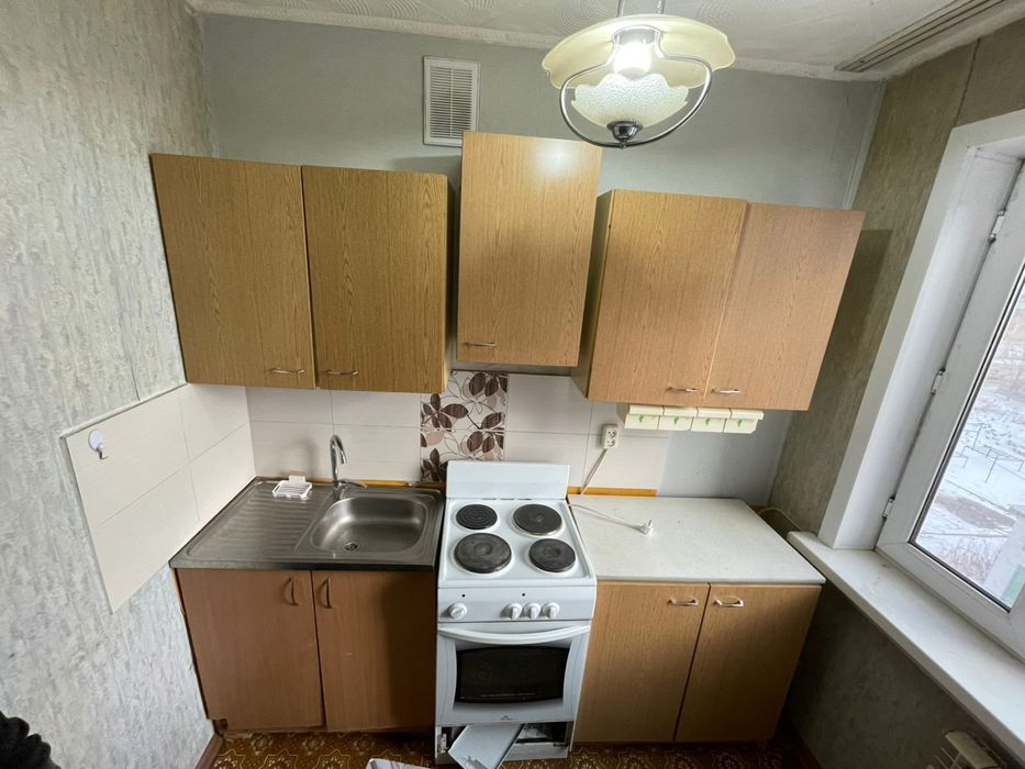 Поодам кухонный гарнитур