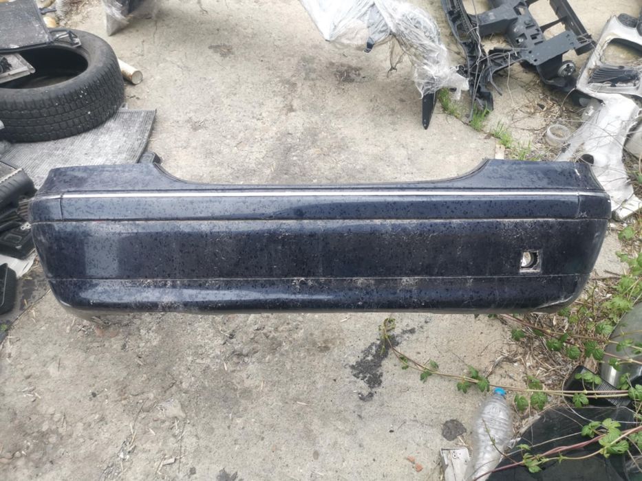 Калник и задна броня w203