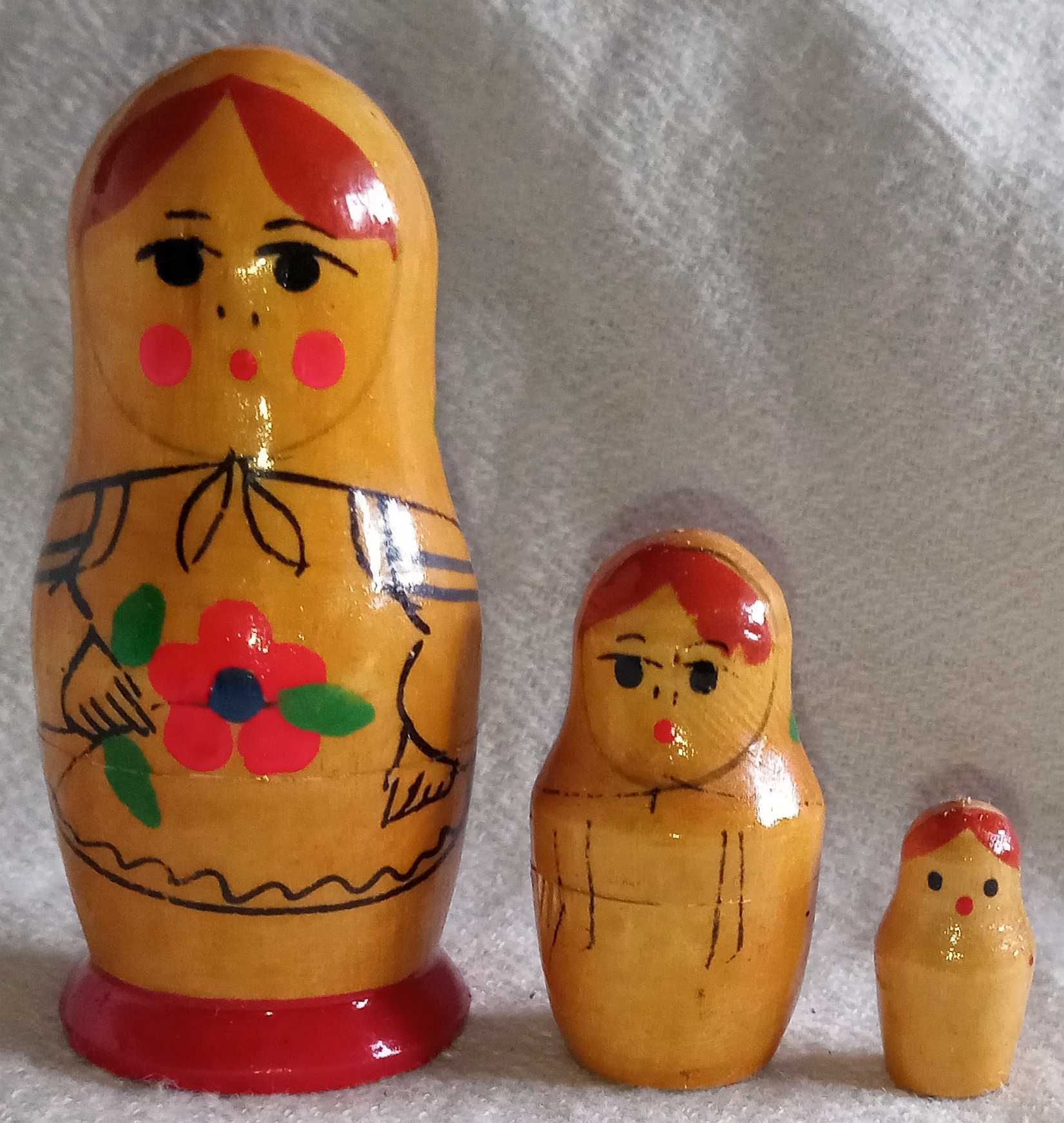 Руска матрешка. 3 кукли