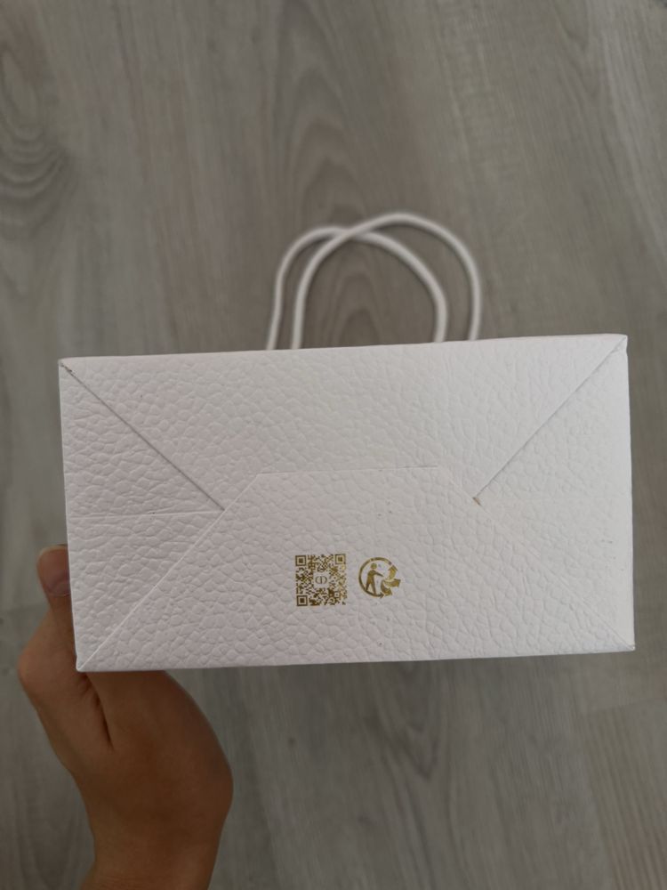 Оригинални торбички на Chanel/Dior