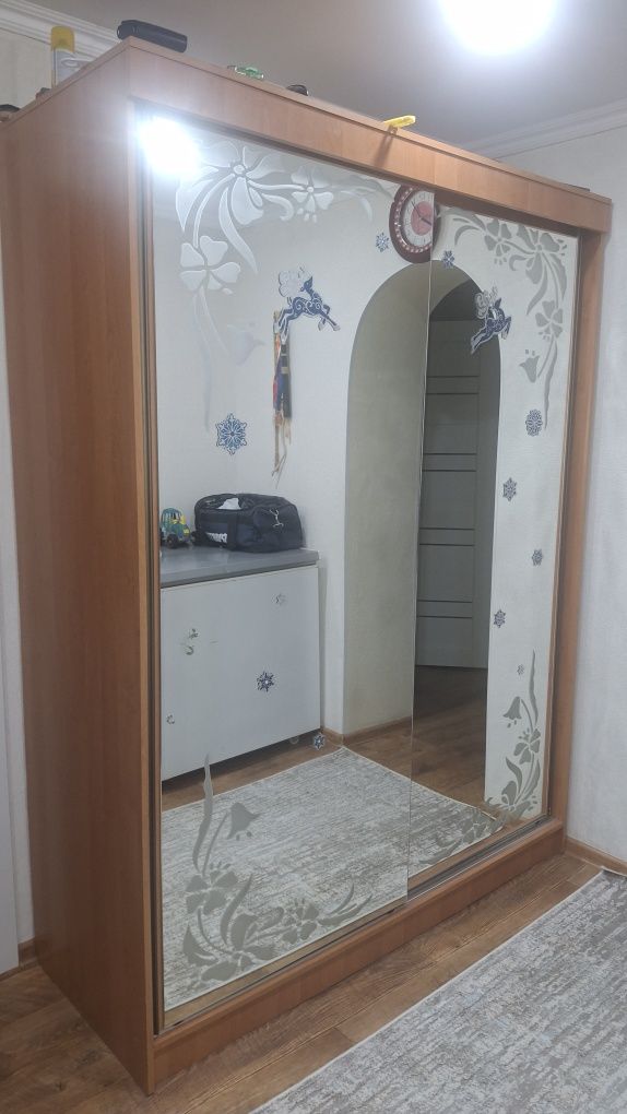 Продаётся шкаф купе