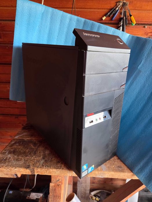 carcasa PC - LENOVO -