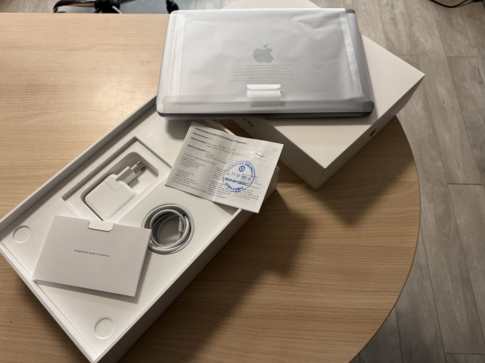 Apple MacBook Air M1