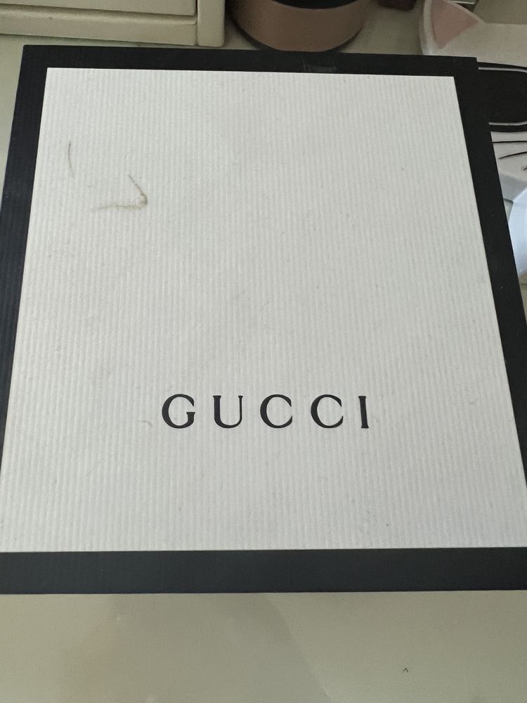 Gucci часовник