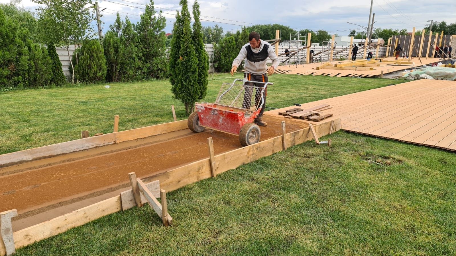 Turnare Sapa din Beton cu Cuart si Elicopter, finisat Beton.