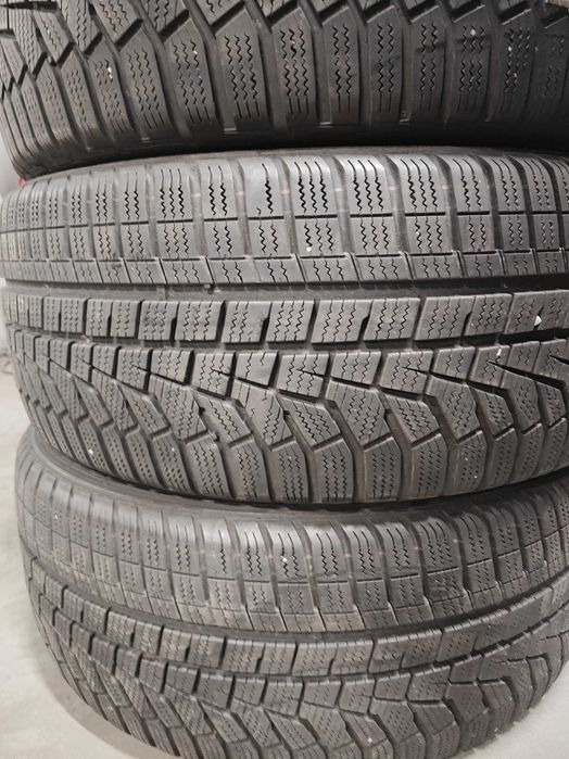 4бр.зимни гуми 225/45/18 Hankook