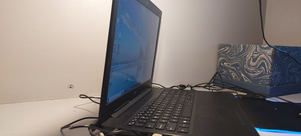 Laptop del preț negociabil