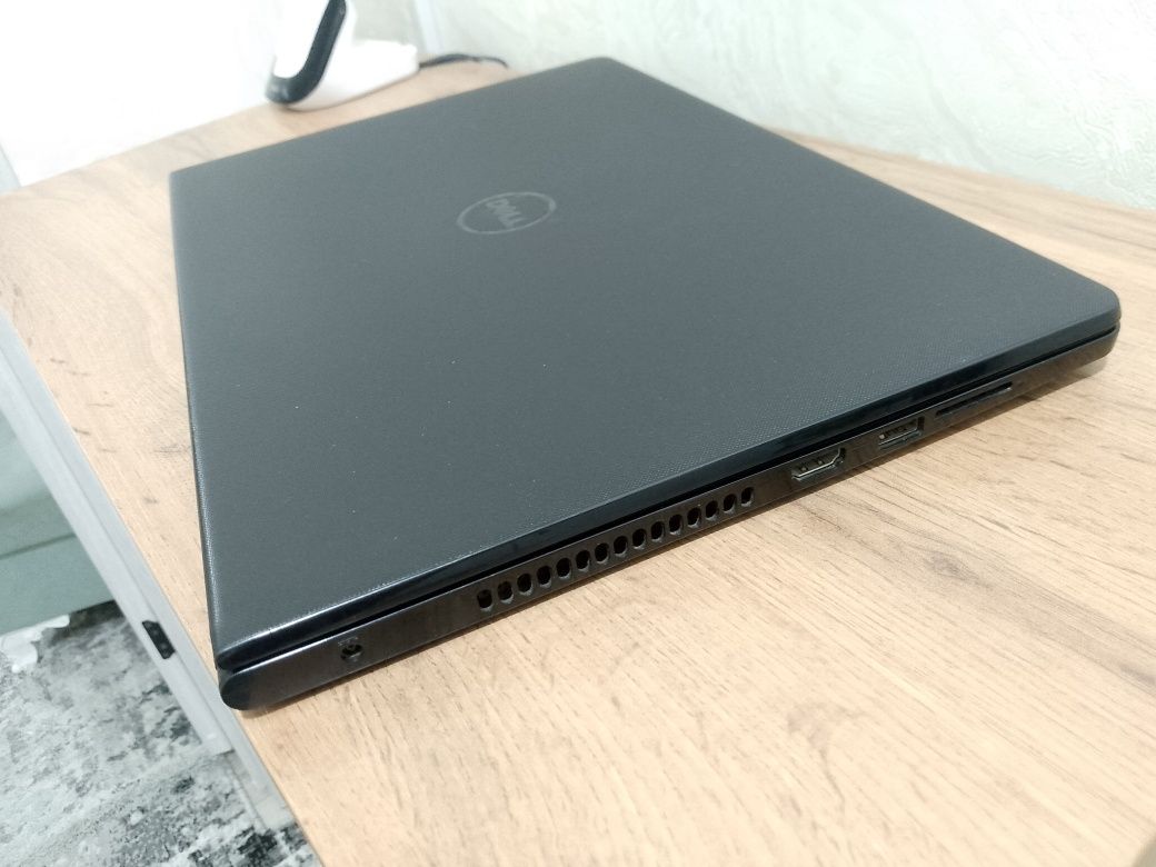 Ideal holatdagi notebook Dell Inspiron 15