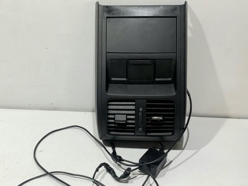 Grila ventilatie spate Volkswagen Passat CC (2008-2012) 3C0864298BP