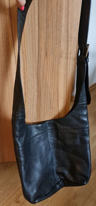 Чанта през рамо от естествена кожа