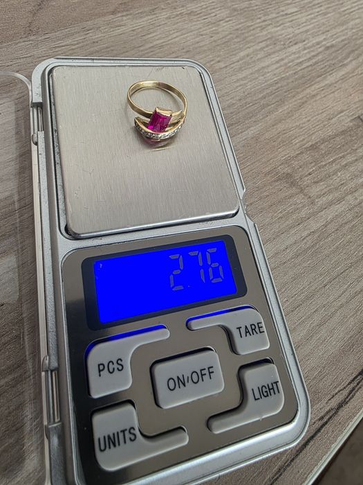 Aur 14 k 585.     .